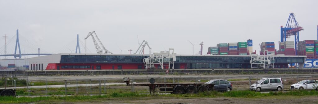 Cruise Center Steinwerder
